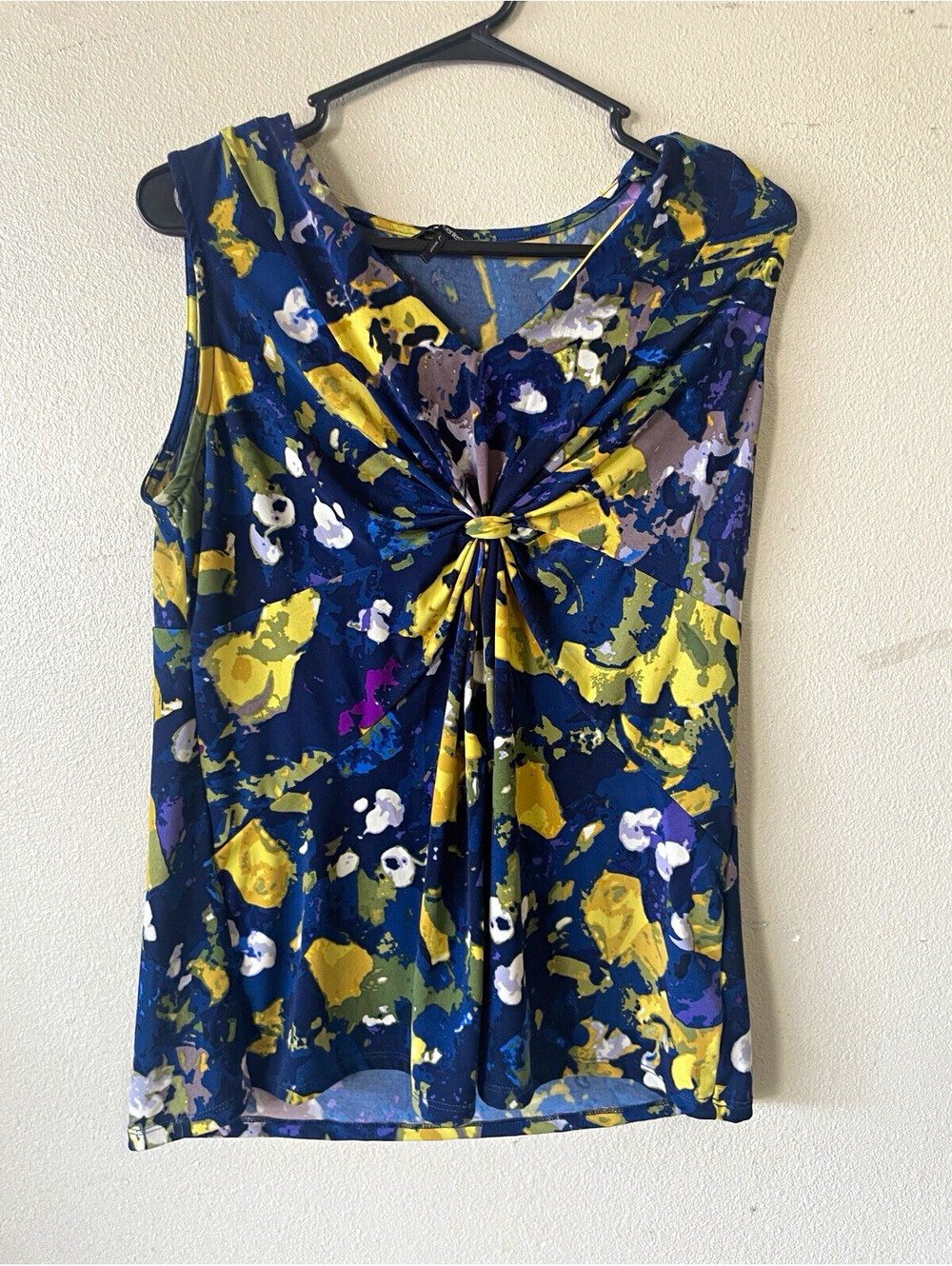 Daisy Fuentes L Tank Top Floral V Neck Sleeveless Multicolor Ring Stretch